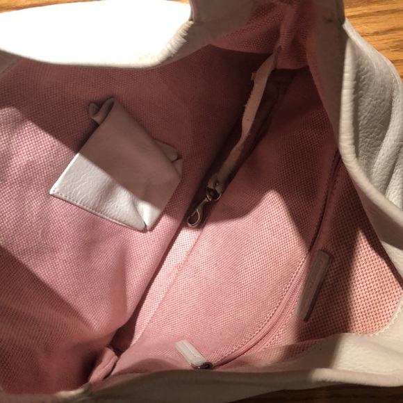 DB Leather Shoulder Bag - Picture 5 of 11